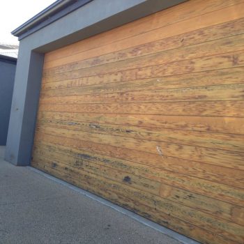 Garage door painting